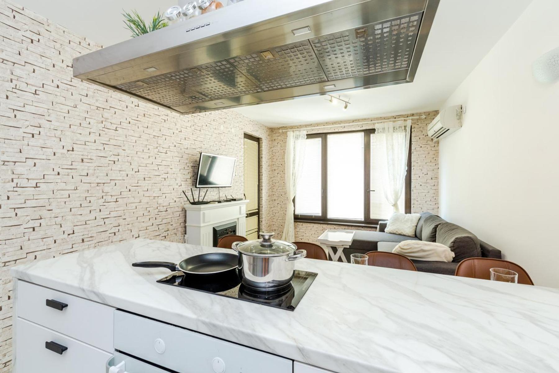 The White Apartment - Free Parking Sofia Exterior photo
